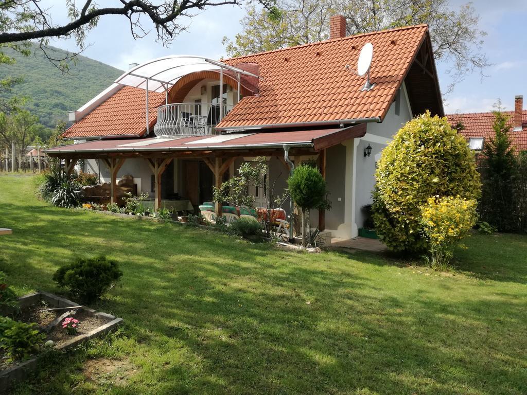 Margo Nyaralo Villa Balatonederics Ngoại thất bức ảnh